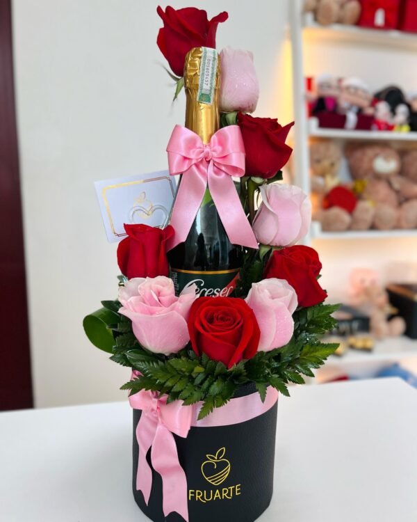TINTO solo rosas- Arreglo de Flores con licor
