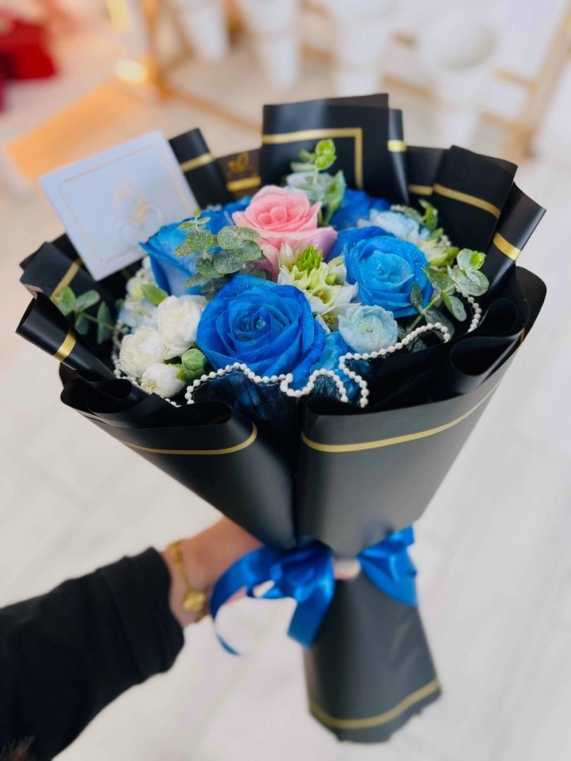 25$ - Bouquet Variado Pequeño - Imagen 3